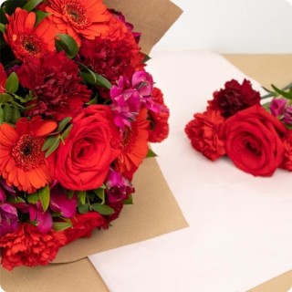 Bouquet de fleurs ROUGE ECLAT