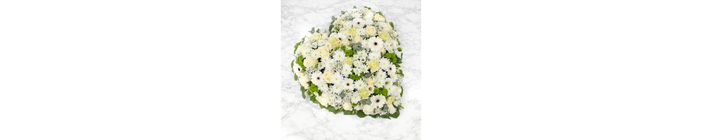 CROIX ET COEURS DE FLEURS DEUIL