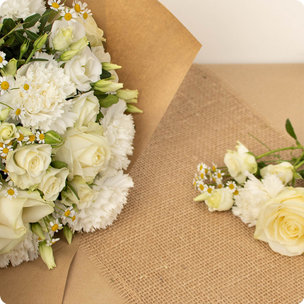 Bouquet de fleurs BLANC PERLE